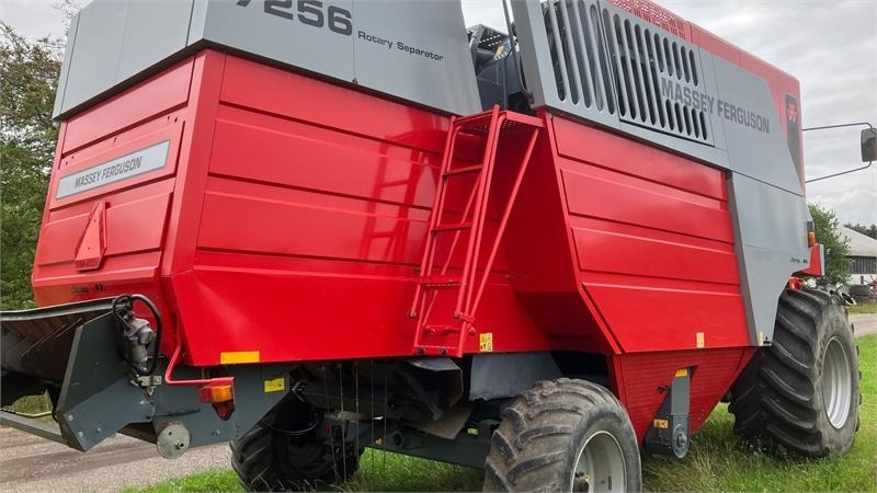 Massey Ferguson 7256 RS 22 fod Freeflow - Combine harvester: picture 4 Massey Ferguson 7256 RS 22 fod Freeflow - Combine harvester: picture 4