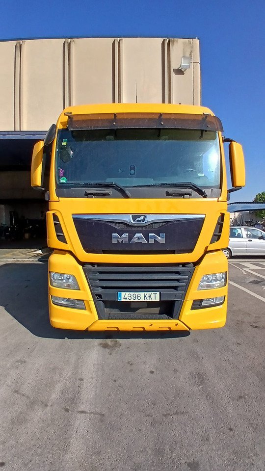 MAN TGX 460 - Tractor unit: picture 1 MAN TGX 460 - Tractor unit: picture 1