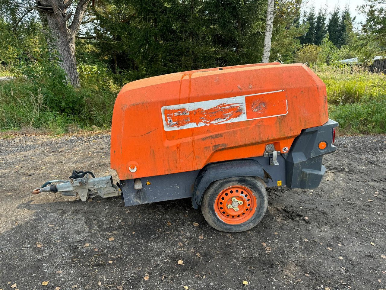 ATLAS COPCO XAS68 - Air compressor: picture 2 ATLAS COPCO XAS68 - Air compressor: picture 2