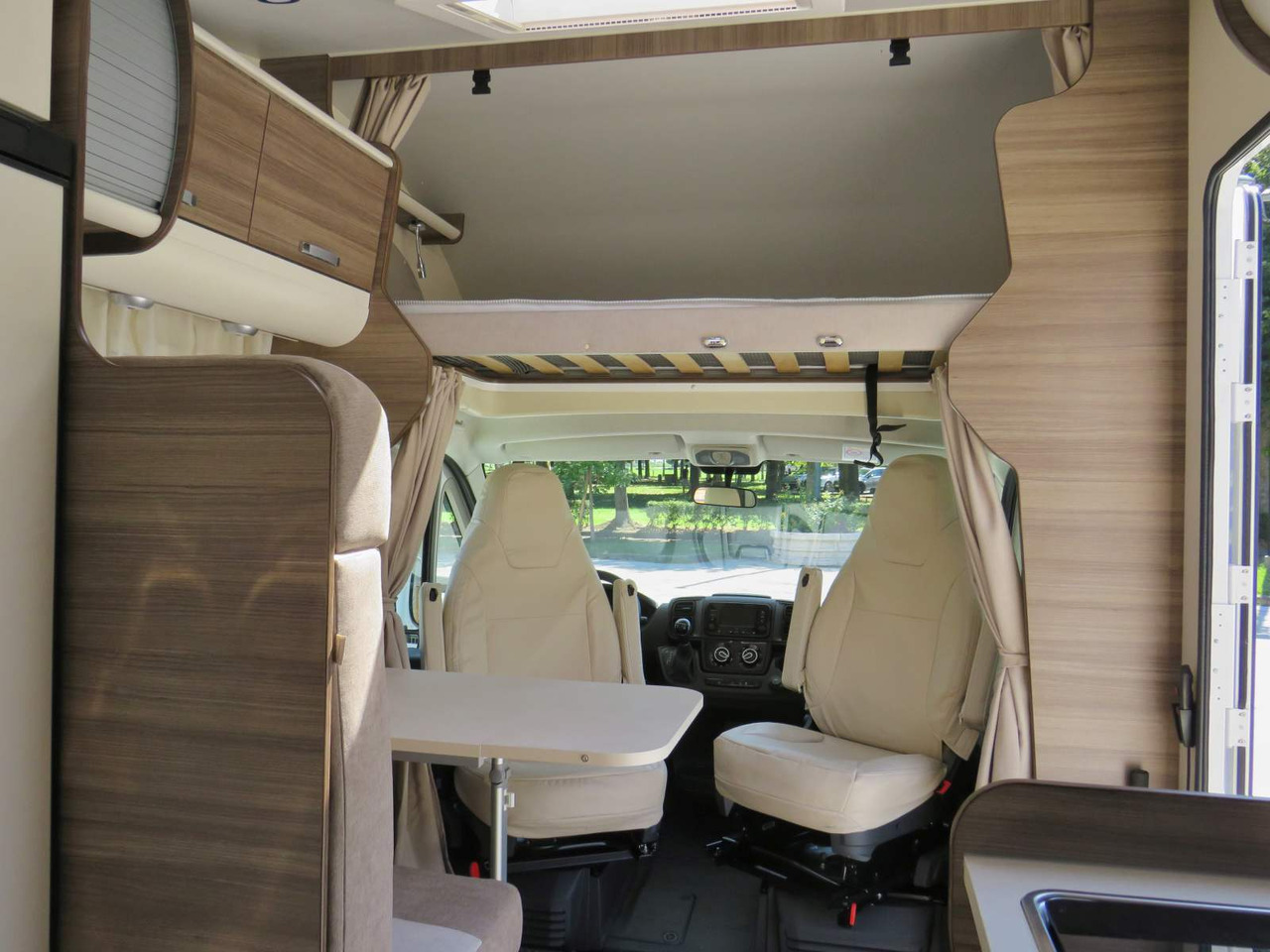 New Camper Fiat Ducato RETRACTABLE PLATFORM (300KG CAPACITY): picture 14