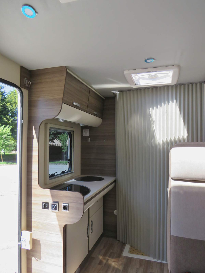 New Camper Fiat Ducato RETRACTABLE PLATFORM (300KG CAPACITY): picture 13