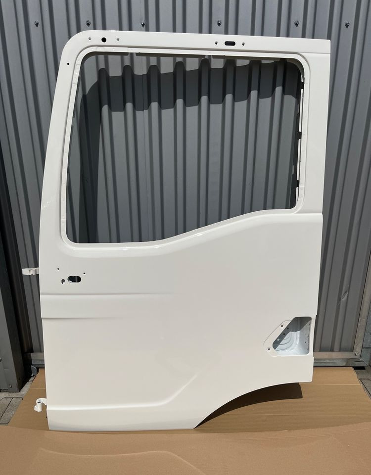 Drzwi lewe MAN TGS TG3 TGM TGL euro 6 drzwi kierowcy nowy model - Door and parts for Truck: picture 1 Drzwi lewe MAN TGS TG3 TGM TGL euro 6 drzwi kierowcy nowy model - Door and parts for Truck: picture 1