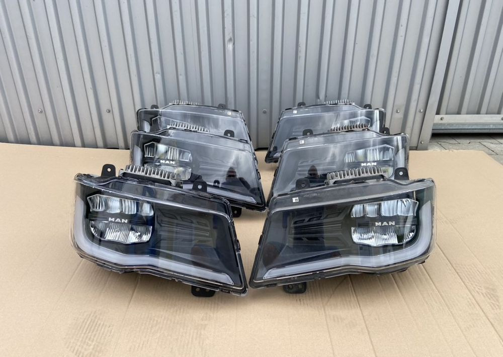 Lampa LED MAN TG3 TGX nowy model reflektor - Lights/ Lighting for Truck: picture 1 Lampa LED MAN TG3 TGX nowy model reflektor - Lights/ Lighting for Truck: picture 1