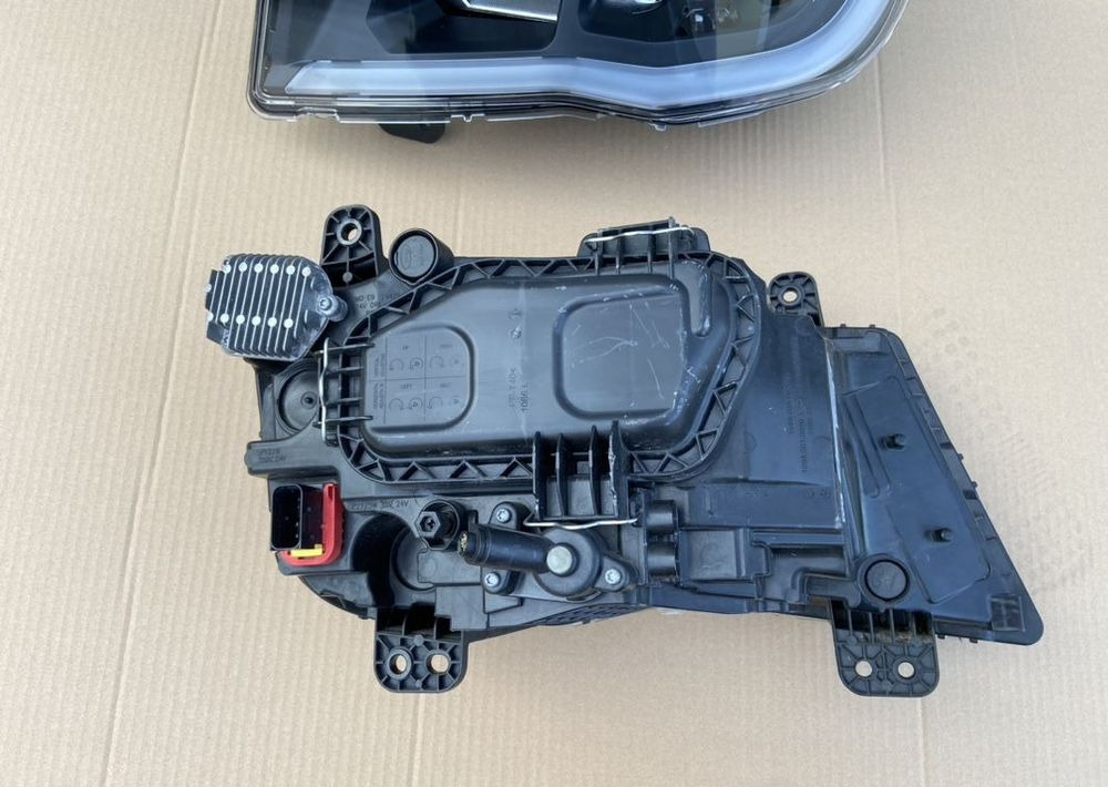 Lampa MAN TG3 TGX TGS nowy model reflektor LH - Lights/ Lighting for Truck: picture 2 Lampa MAN TG3 TGX TGS nowy model reflektor LH - Lights/ Lighting for Truck: picture 2