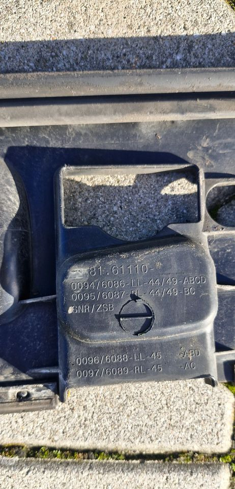 MAN TG3 TGX PODSZYBIE KABINY LISTWA 81.61110-0094/6086 - Body and exterior: picture 2 MAN TG3 TGX PODSZYBIE KABINY LISTWA 81.61110-0094/6086 - Body and exterior: picture 2