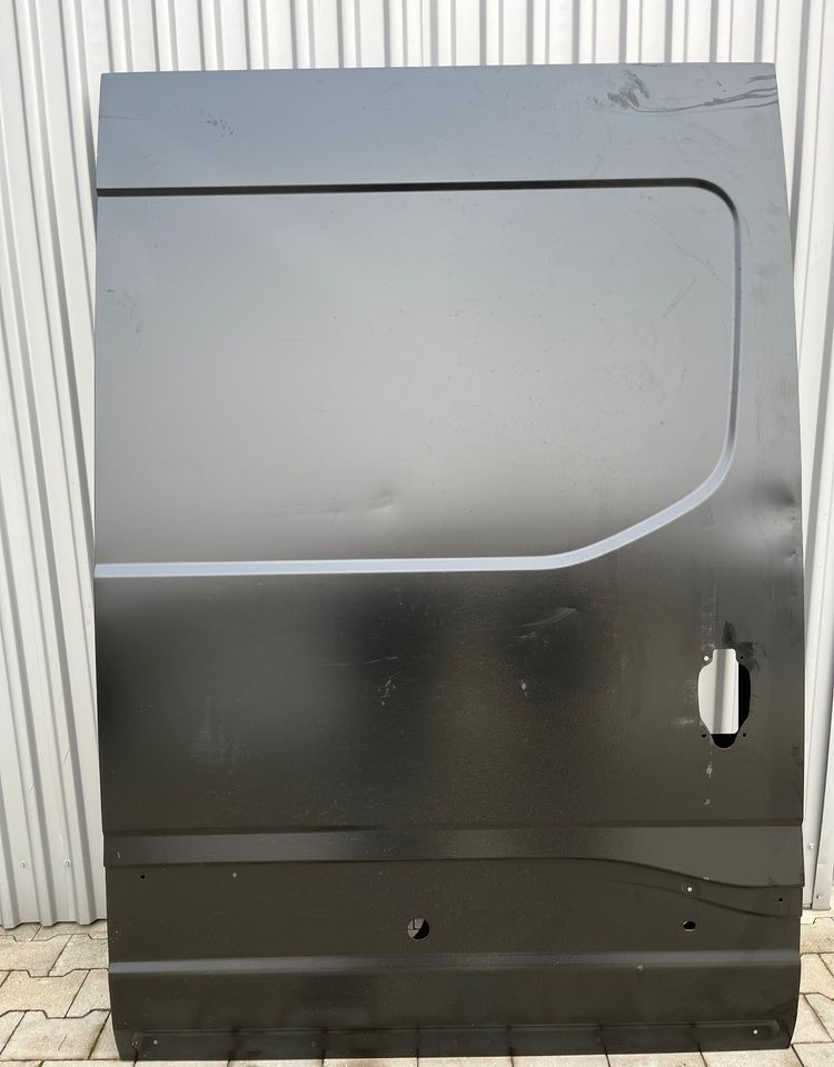 NOWE drzwi boczne Iveco Daily przesuwne - Body and exterior for Commercial vehicle: picture 1 NOWE drzwi boczne Iveco Daily przesuwne - Body and exterior for Commercial vehicle: picture 1