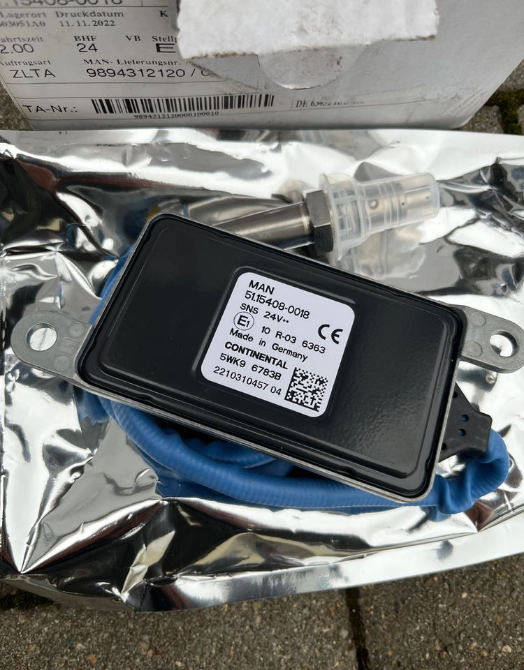 NOWY czujnik NOX MAN TGX TGS euro 6 sensor - Muffler/ Exhaust system for Truck: picture 2 NOWY czujnik NOX MAN TGX TGS euro 6 sensor - Muffler/ Exhaust system for Truck: picture 2