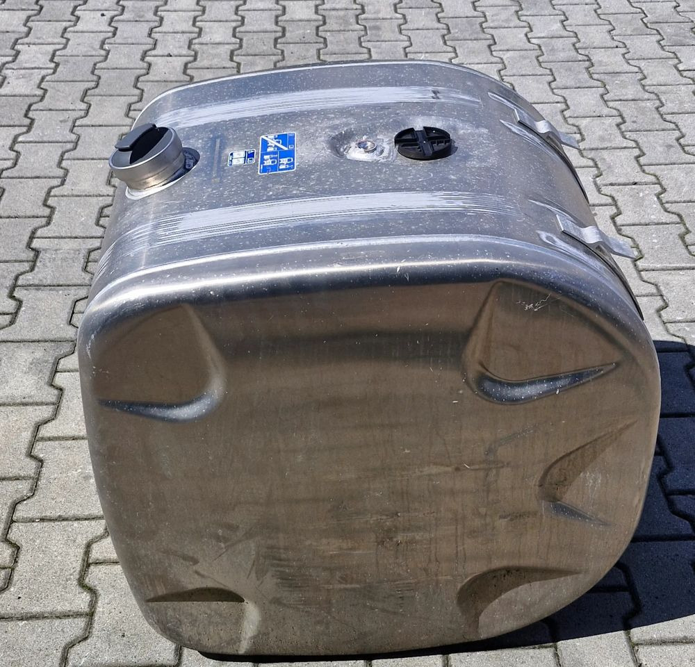 SCANIA R S ZBIORNIK PALIWA 200L NOWY - Fuel processing/ Fuel delivery: picture 5 SCANIA R S ZBIORNIK PALIWA 200L NOWY - Fuel processing/ Fuel delivery: picture 5