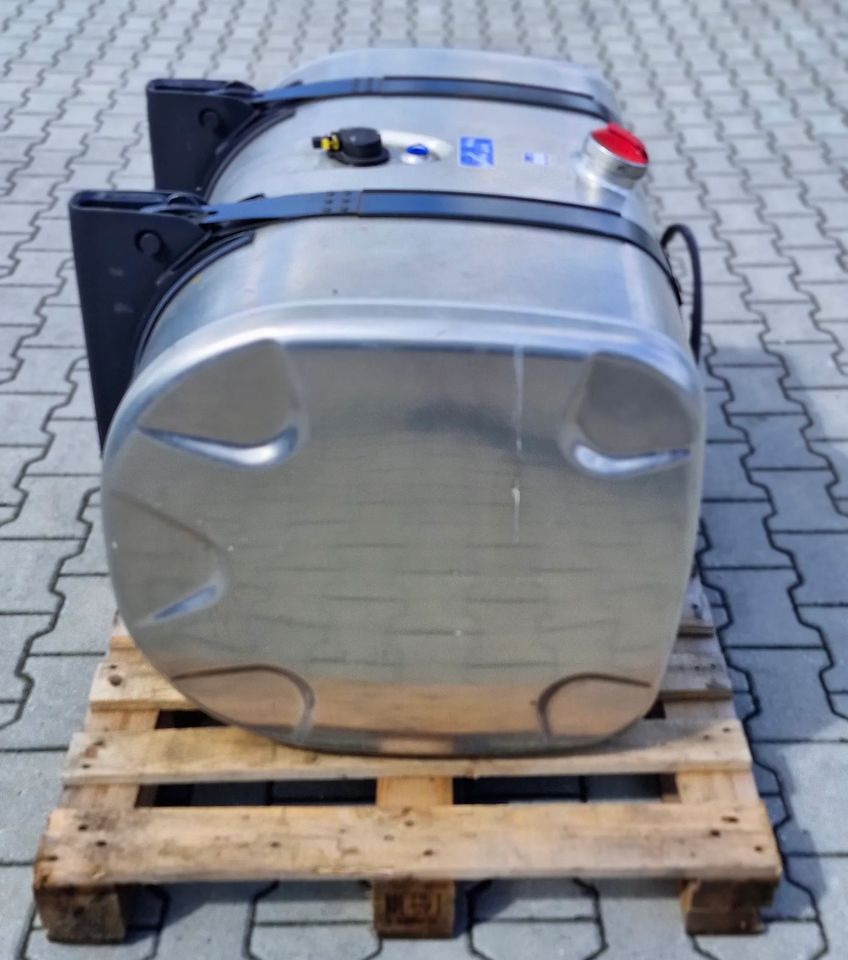 SCANIA R S ZBIORNIK PALIWA 395L NOWY - Fuel tank for Truck: picture 3 SCANIA R S ZBIORNIK PALIWA 395L NOWY - Fuel tank for Truck: picture 3