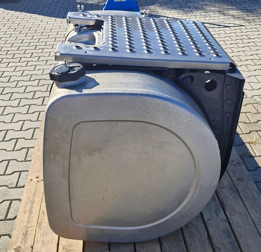 VOLVO FH4 FH5 RENAULT GAMA T ZBIORNIK PALIWA 480L - Fuel processing/ Fuel delivery: picture 2 VOLVO FH4 FH5 RENAULT GAMA T ZBIORNIK PALIWA 480L - Fuel processing/ Fuel delivery: picture 2