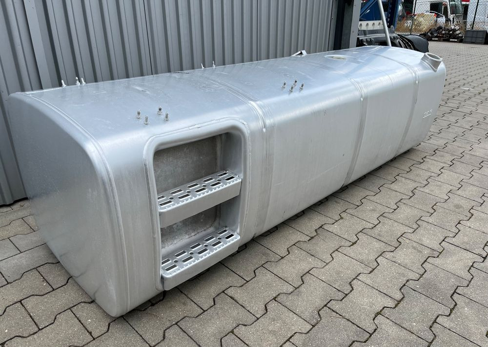 Zbiornik paliwa DAF XF CF 845 litrów bak - Fuel processing/ Fuel delivery for Truck: picture 2 Zbiornik paliwa DAF XF CF 845 litrów bak - Fuel processing/ Fuel delivery for Truck: picture 2