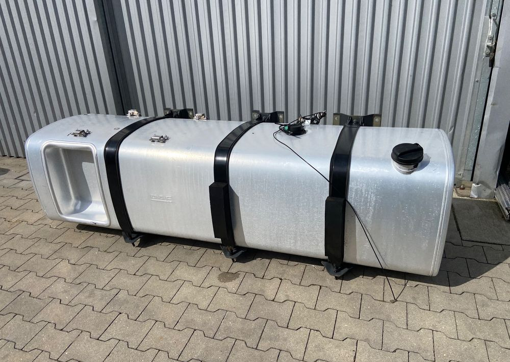 Zbiornik paliwa DAF XF CF 845 litrów bak kompletny - Fuel tank for Truck: picture 1 Zbiornik paliwa DAF XF CF 845 litrów bak kompletny - Fuel tank for Truck: picture 1