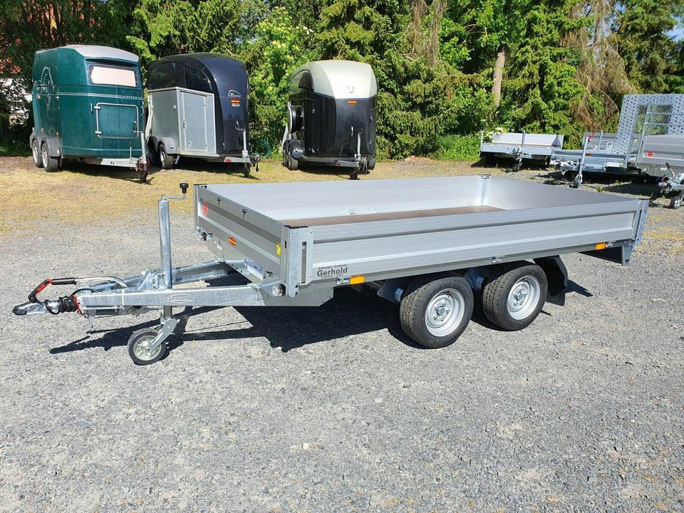 Böckmann 3016/27 F PKW-Anhänger Hochlader 2,7 to - Dropside/ Flatbed trailer: picture 1 Böckmann 3016/27 F PKW-Anhänger Hochlader 2,7 to - Dropside/ Flatbed trailer: picture 1
