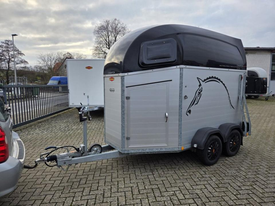 Böckmann, Pferdeanhänger,Champion-Esprit 2,0 to.SaKa.100 km/h - Horse trailer: picture 1 Böckmann, Pferdeanhänger,Champion-Esprit 2,0 to.SaKa.100 km/h - Horse trailer: picture 1
