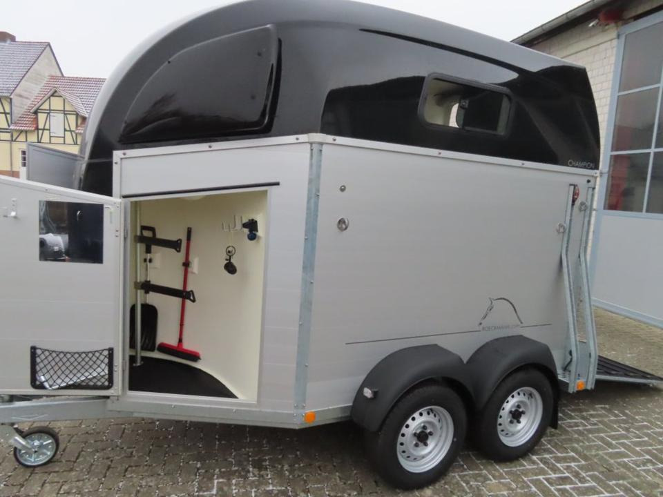 Horse trailer Böckmann Pferdeanhänger Champion R extra Fenster Dachlüfter SaKa.: picture 10