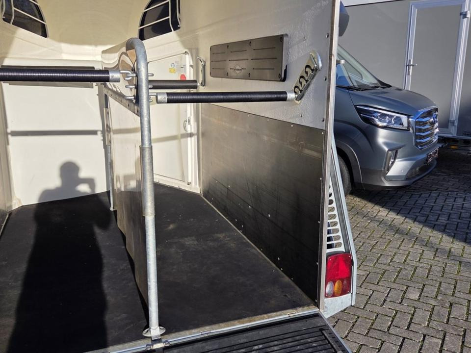 Horse trailer Böckmann Pferdeanhänger, Comfort, Alub. Sattelk. 100 km/h, top: picture 8