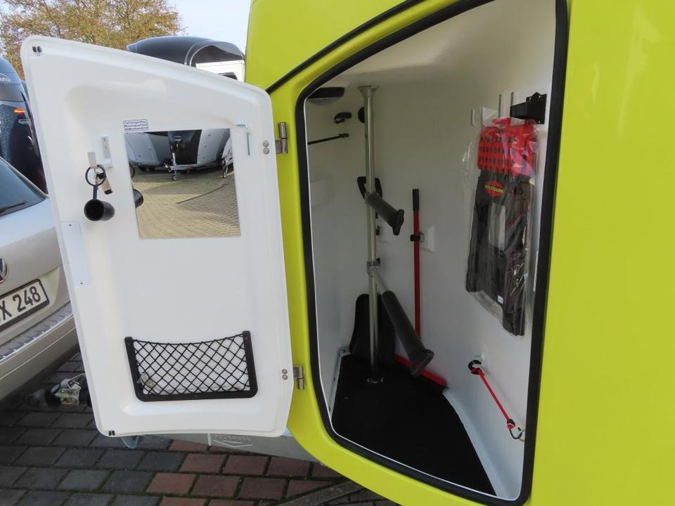 Böckmann Pferdeanhänger Comfort Flügeltür Sattelkammer 100km/h - Horse trailer: picture 5 Böckmann Pferdeanhänger Comfort Flügeltür Sattelkammer 100km/h - Horse trailer: picture 5