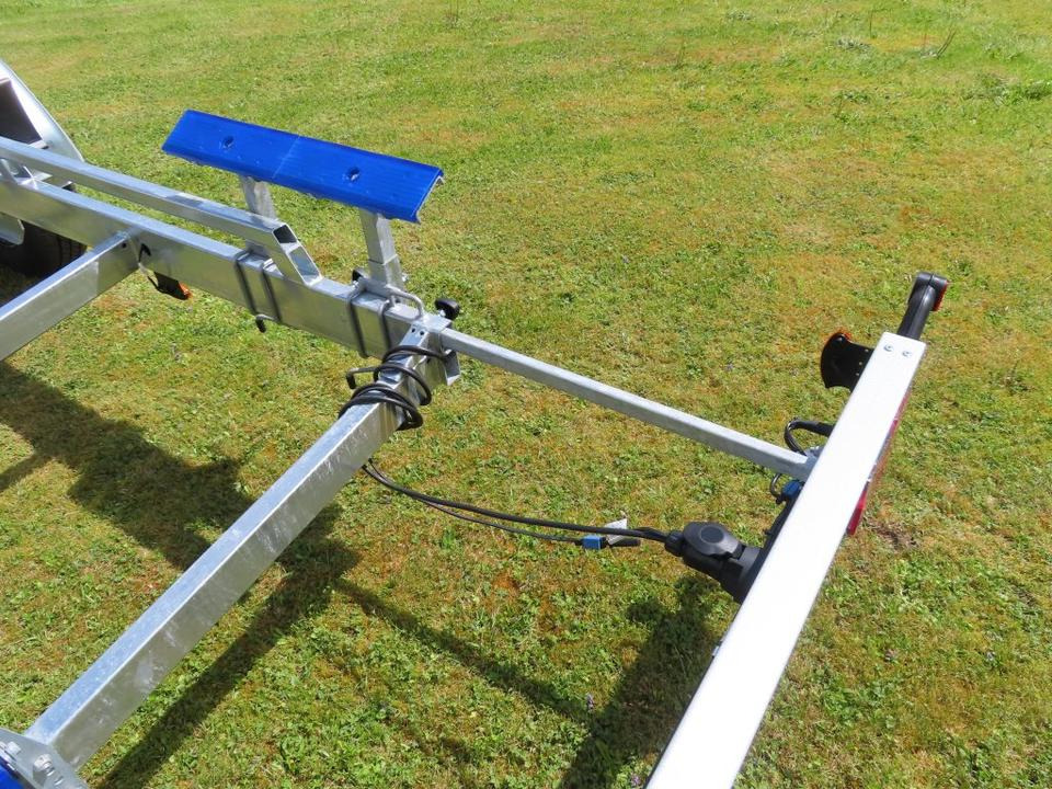 Boat trailer Böckmann TPV, PKW Anhänger, Bootstrailer, 3,5 to. Winde, 100 km/h: picture 8 Boat trailer Böckmann TPV, PKW Anhänger, Bootstrailer, 3,5 to. Winde, 100 km/h: picture 8