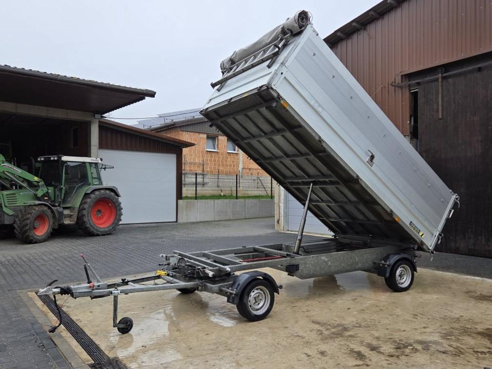 PKW-Anhänger Drehschemel Dreiseitenkipper 3,5t - Tipper trailer: picture 1 PKW-Anhänger Drehschemel Dreiseitenkipper 3,5t - Tipper trailer: picture 1