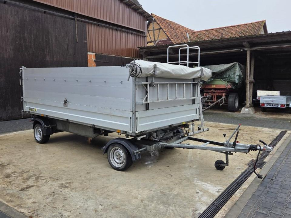 PKW-Anhänger Drehschemel Dreiseitenkipper 3,5t - Tipper trailer: picture 2 PKW-Anhänger Drehschemel Dreiseitenkipper 3,5t - Tipper trailer: picture 2