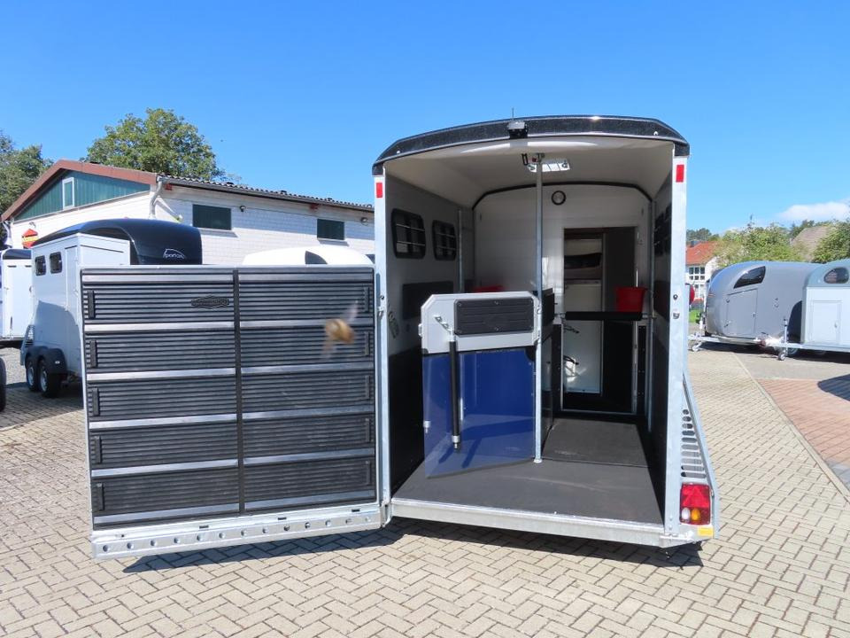 Pferdeanhänger Böckmann Portax L-SR Kamera WCF-Fahrwerk - Horse trailer: picture 4 Pferdeanhänger Böckmann Portax L-SR Kamera WCF-Fahrwerk - Horse trailer: picture 4