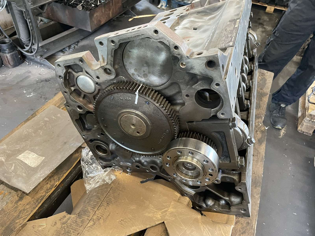 Deutz TCD 2012 L06 2V remanufactured short engine - Engine for Industrial equipment: picture 3 Deutz TCD 2012 L06 2V remanufactured short engine - Engine for Industrial equipment: picture 3