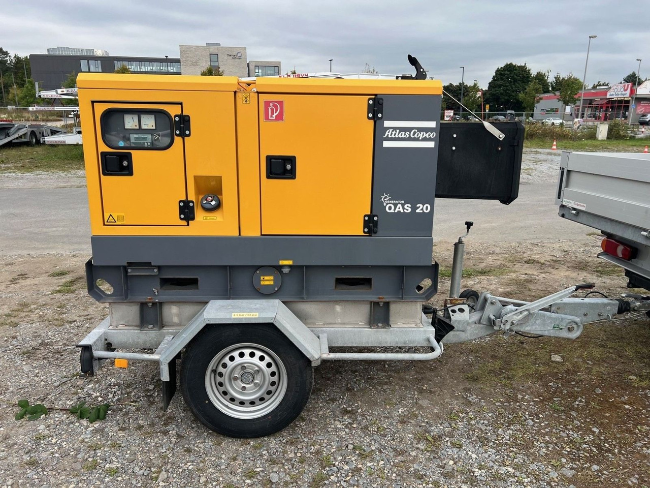 IBERICA Atlas Copco Stromerzeuger QAS20 (20kVA/1 - Car trailer: picture 3 IBERICA Atlas Copco Stromerzeuger QAS20 (20kVA/1 - Car trailer: picture 3