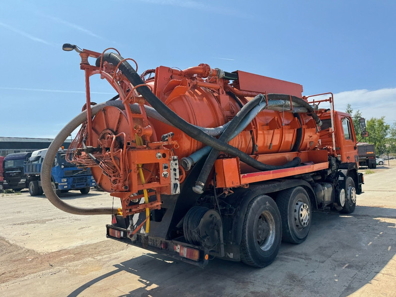 MAN 24.242 (10.000 L / BIG AXLE / 6 CYLINDER WITH MANUAL PUMP / LIKE NEW CONDITION!!!) - Vacuum truck: picture 5 MAN 24.242 (10.000 L / BIG AXLE / 6 CYLINDER WITH MANUAL PUMP / LIKE NEW CONDITION!!!) - Vacuum truck: picture 5