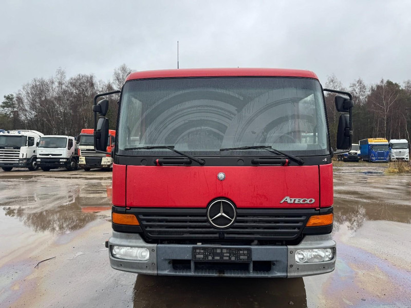 Mercedes-Benz Atego 817 (MANUAL GEARBOX / BOITE MANUELLE / EURO 2) - Dropside/ Flatbed truck: picture 2 Mercedes-Benz Atego 817 (MANUAL GEARBOX / BOITE MANUELLE / EURO 2) - Dropside/ Flatbed truck: picture 2