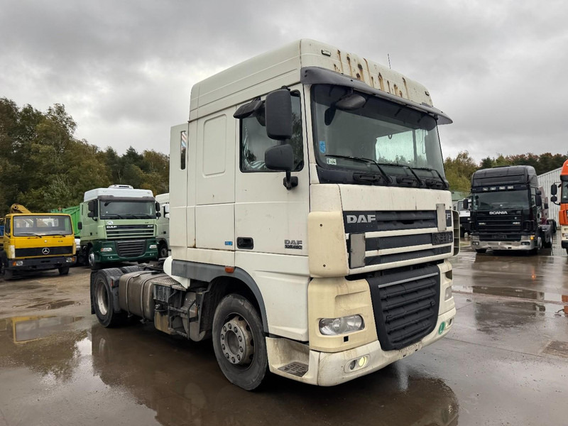 DAF 105 XF 460 Space Cab (MANUAL GEARBOX / BOITE MANUELLE / 2013 !!!) - Tractor unit: picture 3 DAF 105 XF 460 Space Cab (MANUAL GEARBOX / BOITE MANUELLE / 2013 !!!) - Tractor unit: picture 3