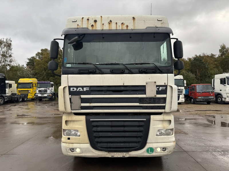 DAF 105 XF 460 Space Cab (MANUAL GEARBOX / BOITE MANUELLE / 2013 !!!) - Tractor unit: picture 2 DAF 105 XF 460 Space Cab (MANUAL GEARBOX / BOITE MANUELLE / 2013 !!!) - Tractor unit: picture 2