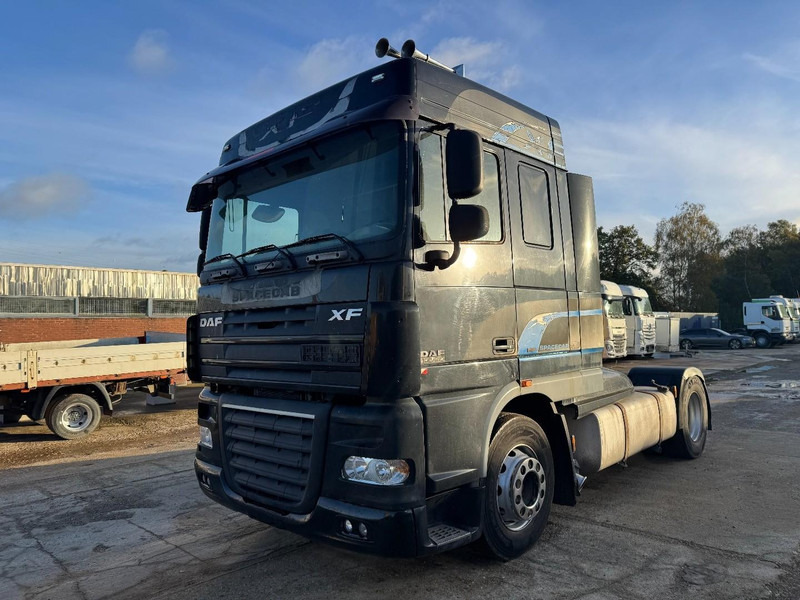 DAF 105 XF 460 Space Cab (MANUAL GEARBOX / BOITE MANUELLE) - Tractor unit: picture 1 DAF 105 XF 460 Space Cab (MANUAL GEARBOX / BOITE MANUELLE) - Tractor unit: picture 1