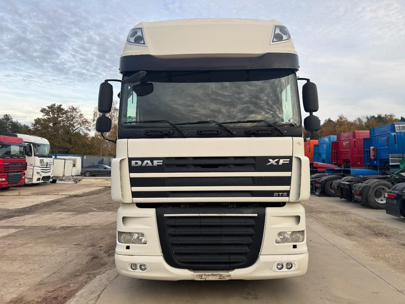 DAF 105 XF 460 Super Space Cab (PERFECT CONDITION / PARFAIT ETAT) - Tractor unit: picture 2 DAF 105 XF 460 Super Space Cab (PERFECT CONDITION / PARFAIT ETAT) - Tractor unit: picture 2