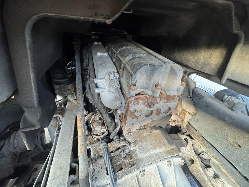 Tractor unit Renault Premium 420 (MANUAL GEARBOX / BOITE MANUELLE): picture 14 Tractor unit Renault Premium 420 (MANUAL GEARBOX / BOITE MANUELLE): picture 14