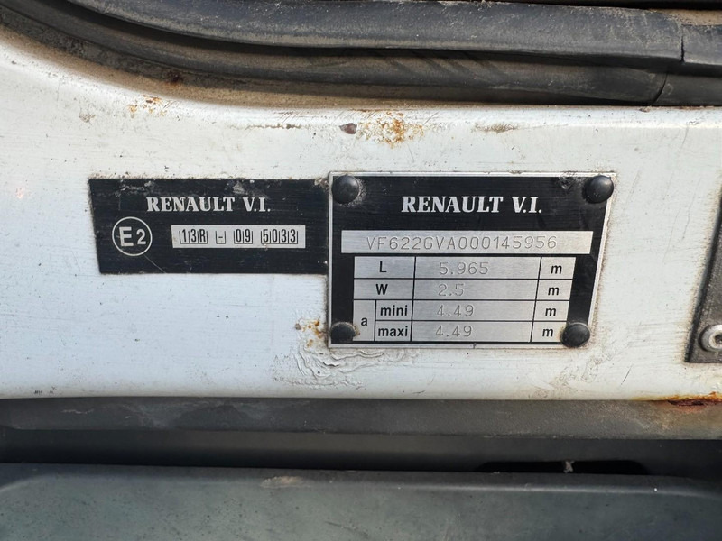 Tractor unit Renault Premium 420 (MANUAL GEARBOX / BOITE MANUELLE): picture 16 Tractor unit Renault Premium 420 (MANUAL GEARBOX / BOITE MANUELLE): picture 16