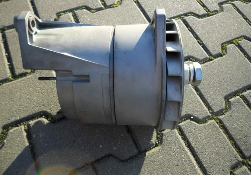 Wszystkie Alternator Bosz 24v ,140 A - Alternator for Bus: picture 1 Wszystkie Alternator Bosz 24v ,140 A - Alternator for Bus: picture 1