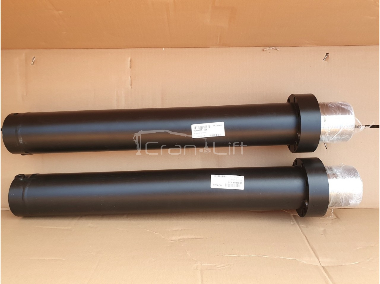 Siłownik, cylinder obrotu Epsilon M100, M110, M120, M130 YE06005_425 - Hydraulic cylinder for Loader crane: picture 1 Siłownik, cylinder obrotu Epsilon M100, M110, M120, M130 YE06005_425 - Hydraulic cylinder for Loader crane: picture 1