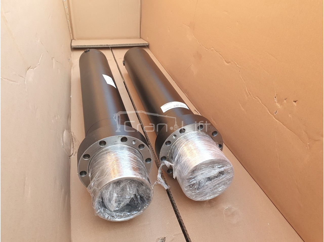 Siłownik, cylinder obrotu Epsilon Q150L, Q150Z, Q170, Q180 YE06006_425 - Hydraulic cylinder for Loader crane: picture 2 Siłownik, cylinder obrotu Epsilon Q150L, Q150Z, Q170, Q180 YE06006_425 - Hydraulic cylinder for Loader crane: picture 2