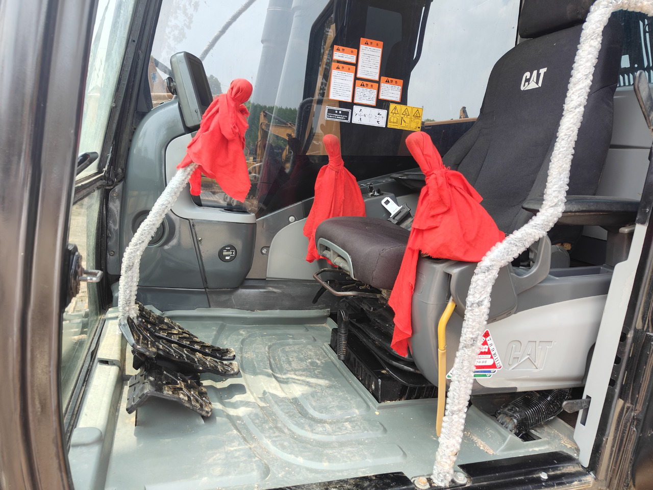 Excavator CATERPILLAR 312D [ Copy ]: picture 13