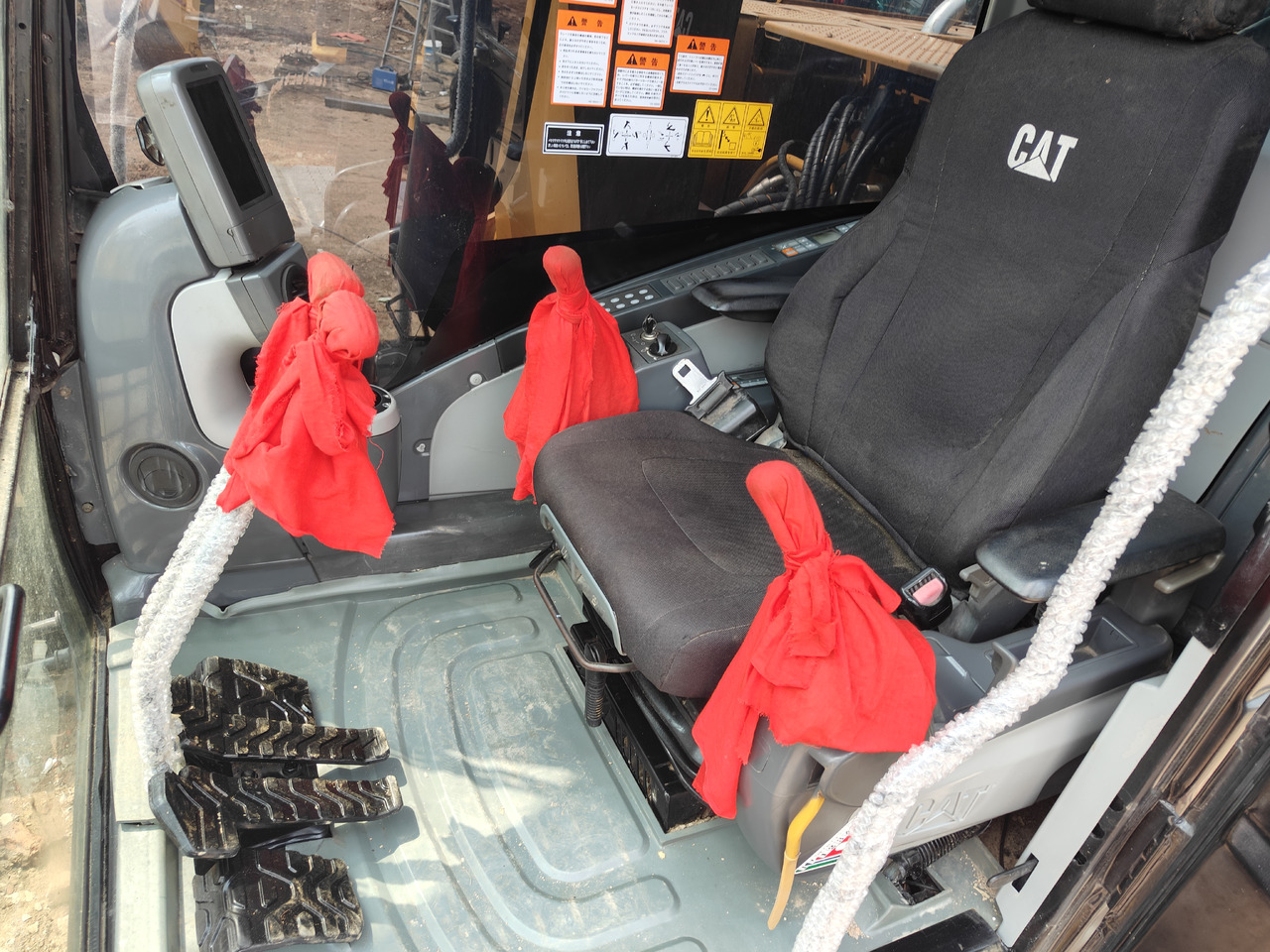 Excavator CATERPILLAR 312D [ Copy ]: picture 14