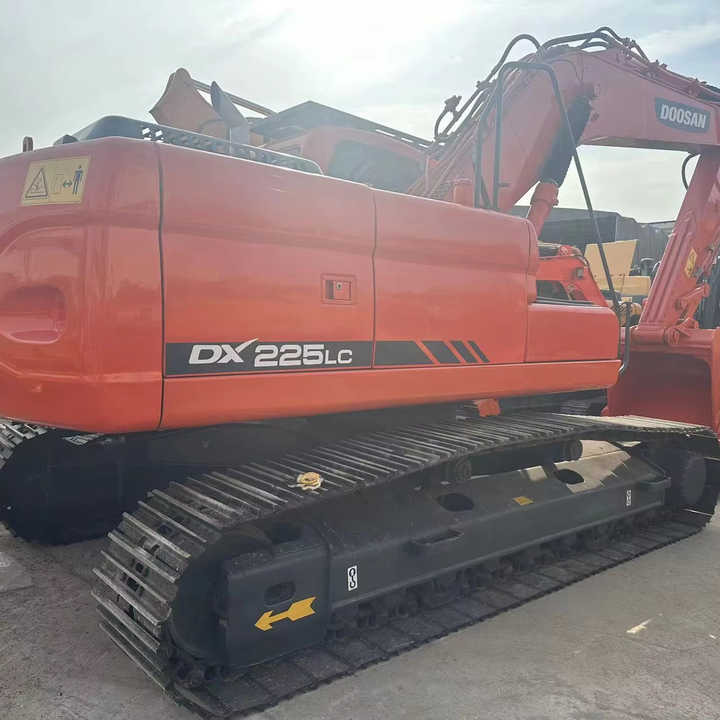 Doosan DX225LC Second-Hand Excavator | Korea Direct Import | 1-Year Warranty & Free Sea Shipping - Crawler excavator: picture 1 Doosan DX225LC Second-Hand Excavator | Korea Direct Import | 1-Year Warranty & Free Sea Shipping - Crawler excavator: picture 1