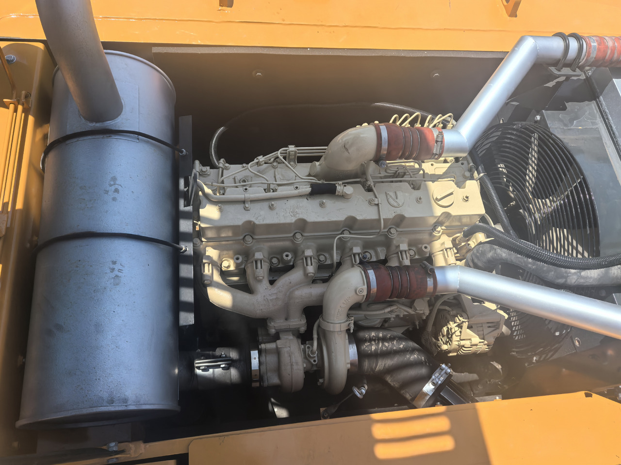 Crawler excavator Hyundai 305-9t [ Copy ] [ Copy ] [ Copy ] [ Copy ]: picture 25