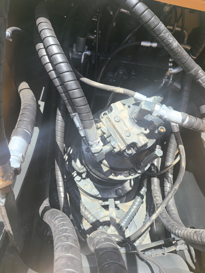 Crawler excavator Hyundai 305-9t [ Copy ] [ Copy ] [ Copy ] [ Copy ]: picture 26