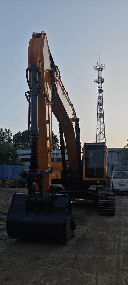 Crawler excavator Hyundai 305-9t [ Copy ] [ Copy ] [ Copy ] [ Copy ]: picture 15