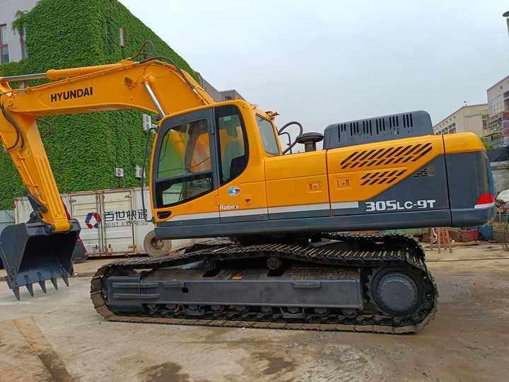 Hyundai Digger 305LC-9T Second Hand Korea Made High Performance Machine Hyundai Excavator for Sale - Crawler excavator: picture 3 Hyundai Digger 305LC-9T Second Hand Korea Made High Performance Machine Hyundai Excavator for Sale - Crawler excavator: picture 3
