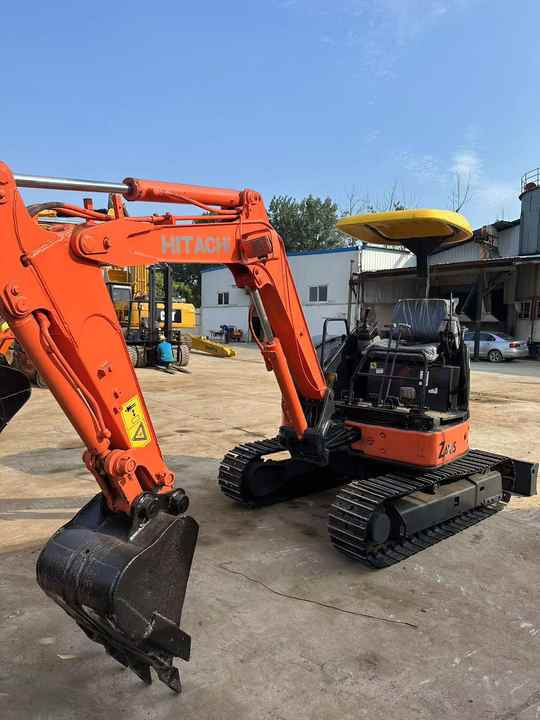 Mini 3-Ton Excavator used Hitachi ZX30 excavator with Excellent Performance and Low Price for sale! - Excavator: picture 5 Mini 3-Ton Excavator used Hitachi ZX30 excavator with Excellent Performance and Low Price for sale! - Excavator: picture 5
