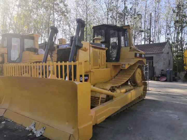 Second Hand Caterpillar CAT D7H D7G D7R Bulldozer, Used CAT D7H Japan Import in Good Condition - Bulldozer: picture 4 Second Hand Caterpillar CAT D7H D7G D7R Bulldozer, Used CAT D7H Japan Import in Good Condition - Bulldozer: picture 4