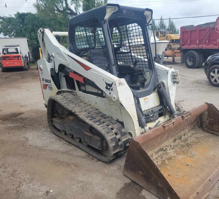 Used Bob Cat Bob Cat T590 Used Skid Steer Wheel Loader Multifunctional Track Loaders Bobcat - Skid steer loader: picture 2 Used Bob Cat Bob Cat T590 Used Skid Steer Wheel Loader Multifunctional Track Loaders Bobcat - Skid steer loader: picture 2