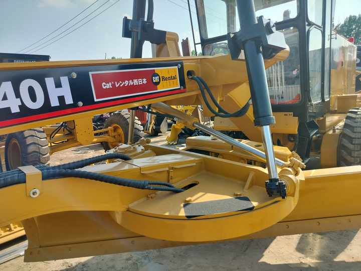 Used CAT 140H Motor Grader From Japan with Excellent Performance Caterpillar 140h in Good Condition for Sale - Grader: picture 2 Used CAT 140H Motor Grader From Japan with Excellent Performance Caterpillar 140h in Good Condition for Sale - Grader: picture 2