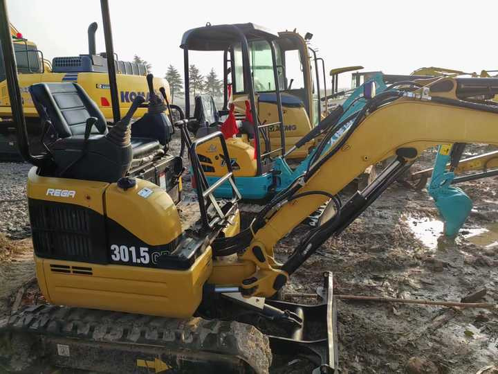 Used Digger CAT 301 Construction Machinery 2 Ton Construction Digger Used CAT 301 Cheap Excavator - Crawler excavator: picture 2 Used Digger CAT 301 Construction Machinery 2 Ton Construction Digger Used CAT 301 Cheap Excavator - Crawler excavator: picture 2